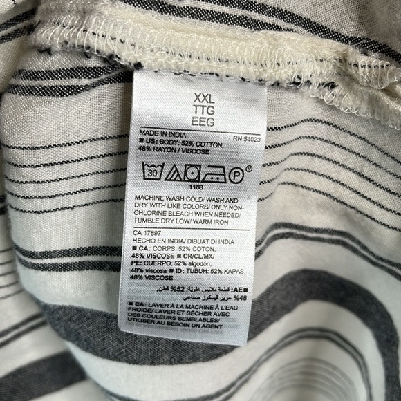 Old Navy Split Envelope-Neck Top Grey Stripe Soft Wash Cuffed Sleeve Size XXL - Picture 9 of 11